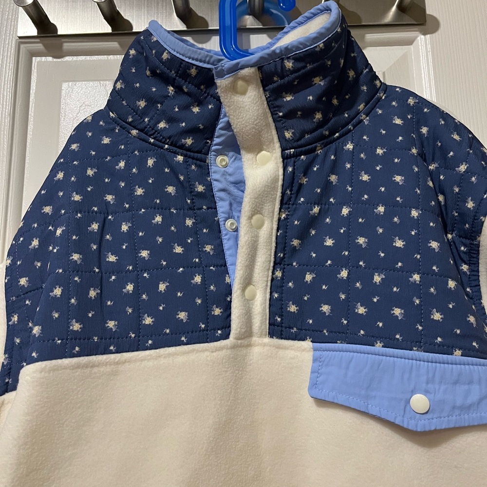 Alter’d State cropped fleece, NWT - Picture 2 of 15